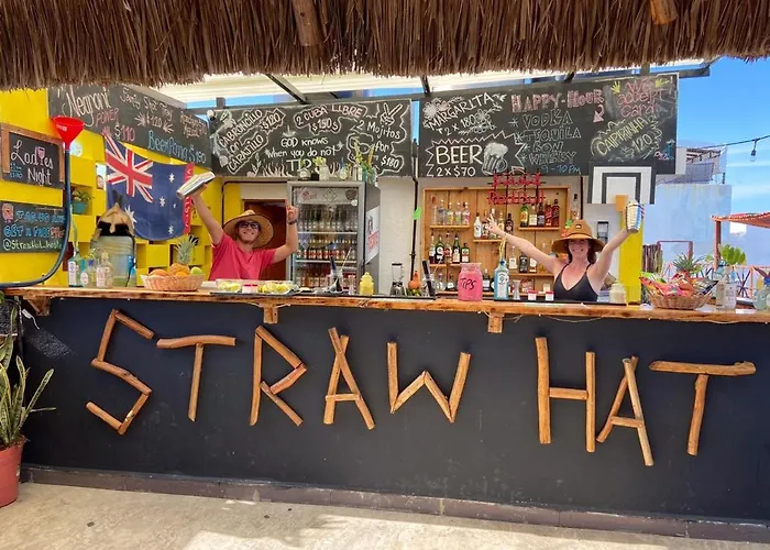 Hostal Straw & Rooftop Bar Tulum